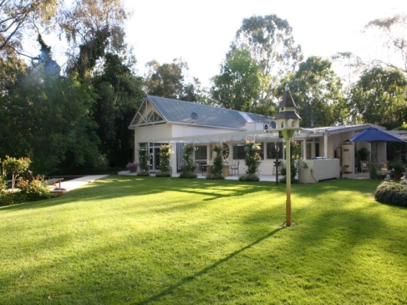 224 Wharparilla Drive, Echuca, VIC 3564