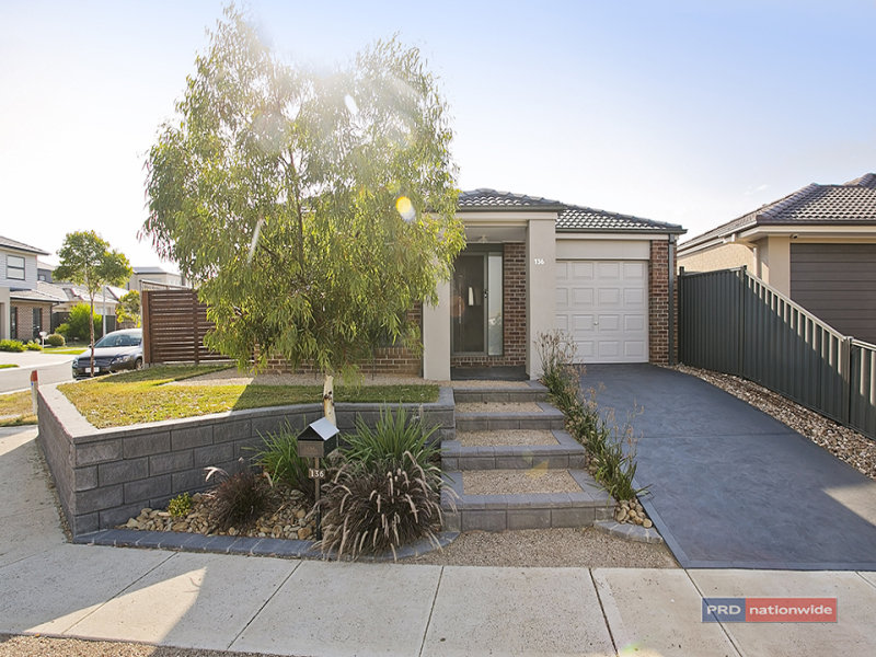 136 Riversdale Drive, Tarneit, Vic 3029 Property Details