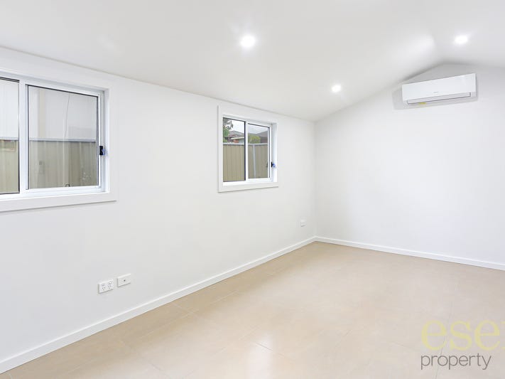 2A Arnold Avenue, St Marys, NSW 2760