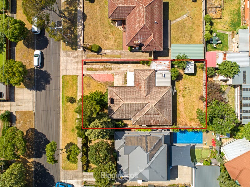 214 Dorking Road, Box Hill North, VIC 3129