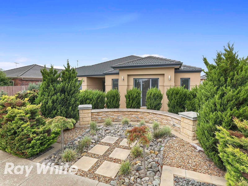121 Rossack Drive, Grovedale, Vic 3216 Property Details