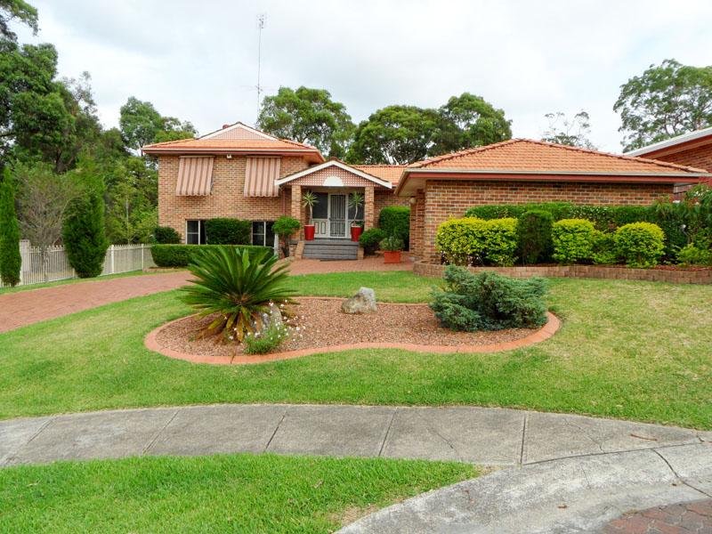 14 Bampton Close, Lakelands, NSW 2282