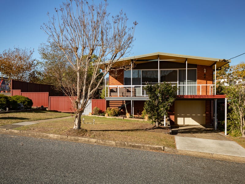 32 Barrington Street, Gloucester, NSW 2422