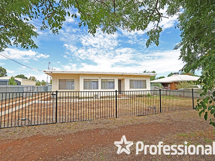 90 Dowling Street, Balranald, NSW 2715 Property Details