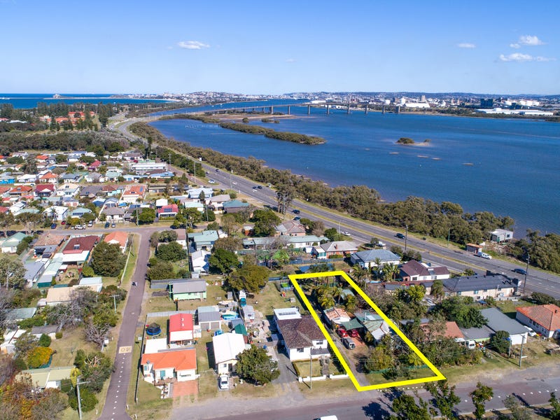 3 Vardon Road, Fern Bay, NSW 2295