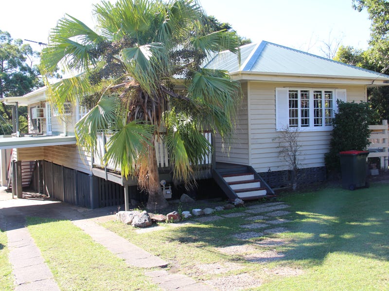 1114 Logan Road, Holland Park West, QLD 4121