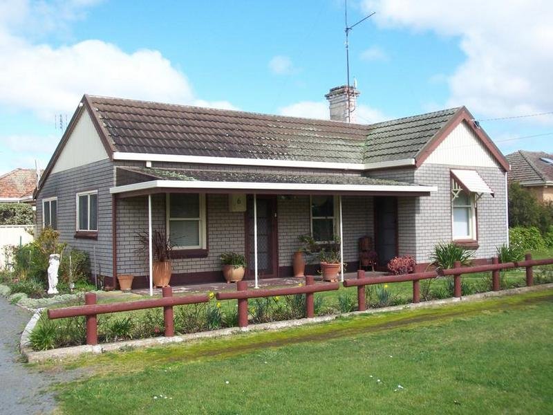 6 Prince Street, Terang, Vic 3264 Property Details