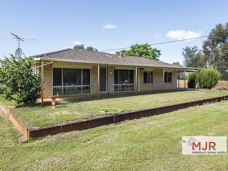 445 Road, Oakford, WA 6121