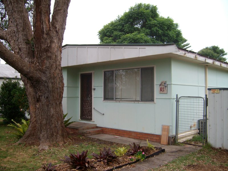 18 Walford Street, Woy Woy, NSW 2256