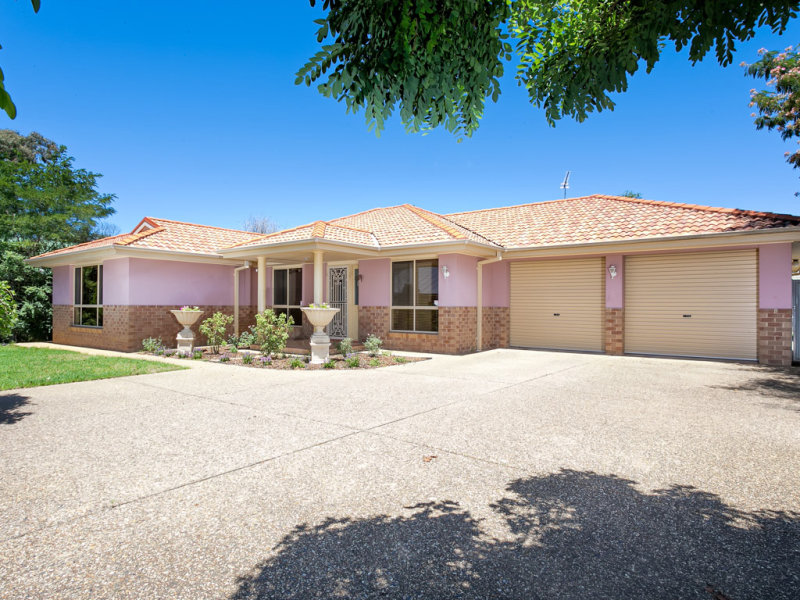 7 Post Place, Lake Albert, NSW 2650