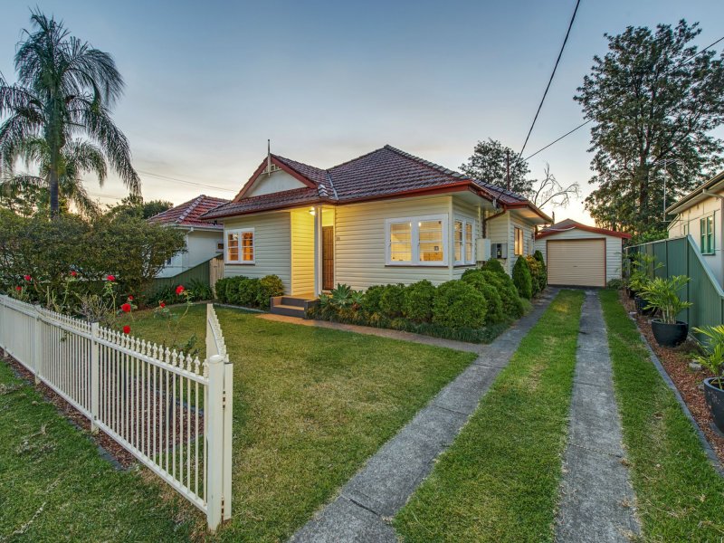 13 Roslyn Avenue, Northmead, NSW 2152