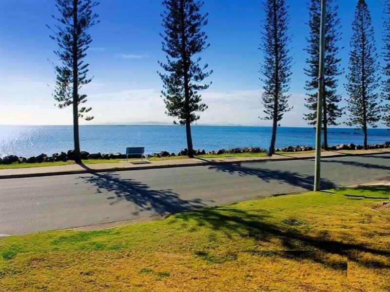 49 Flinders Parade, Scarborough, QLD 4020