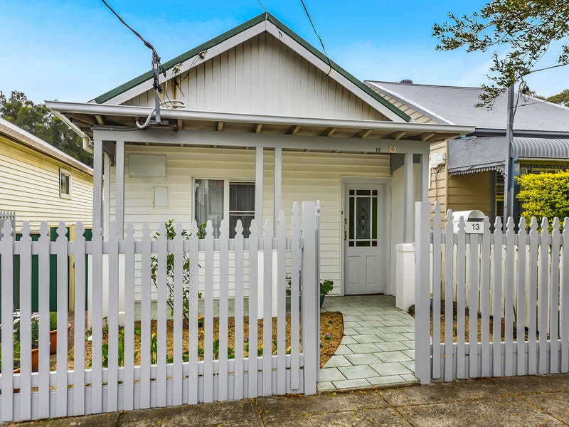 13 Bridge Street, Tempe, NSW 2044 Property Details