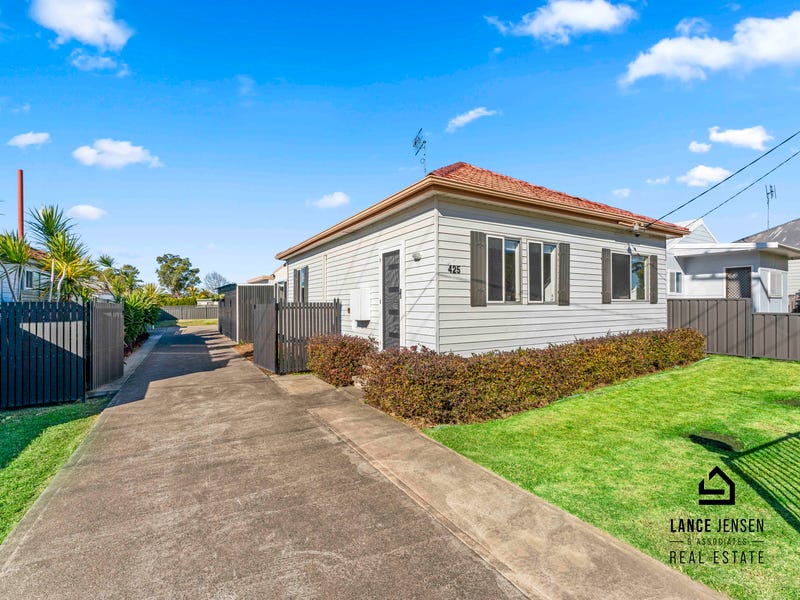 Sold Property Prices & Auction Results in Nords Wharf, NSW 2281 (+1 location) Pg. 80