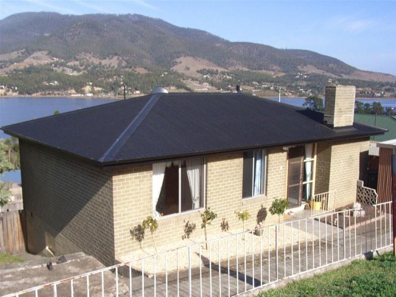 8 Wood Place, Bridgewater, Tas 7030
