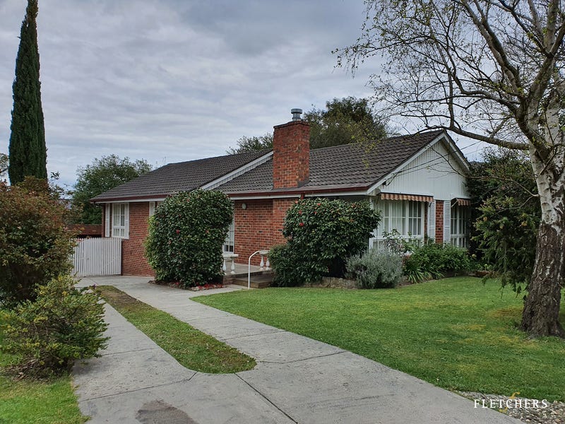 10 Outlook Drive, Nunawading, Vic 3131 Property Details