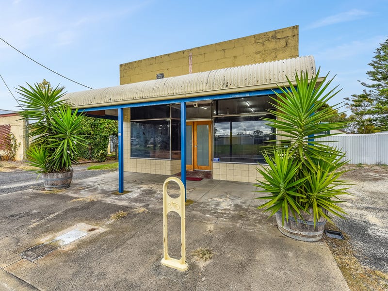 12 John Street, Penola, SA 5277 House for Sale