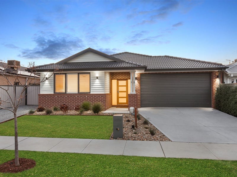 12 Coachman Avenue, Kilmore, VIC 3764