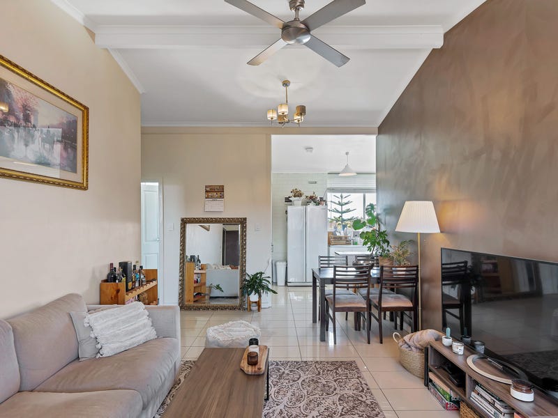 18/1 Ramsgate Street, Glenelg South, SA 5045