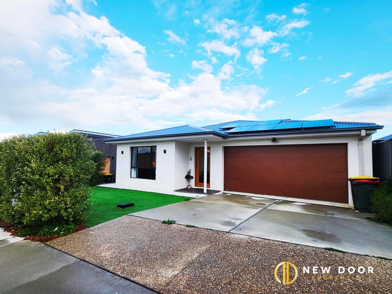 4 Ruzicka Street, Taylor, ACT 2913 - Property Details