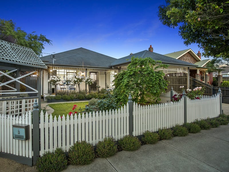 3 Wellington Street, Mornington, Vic 3931 Property Details