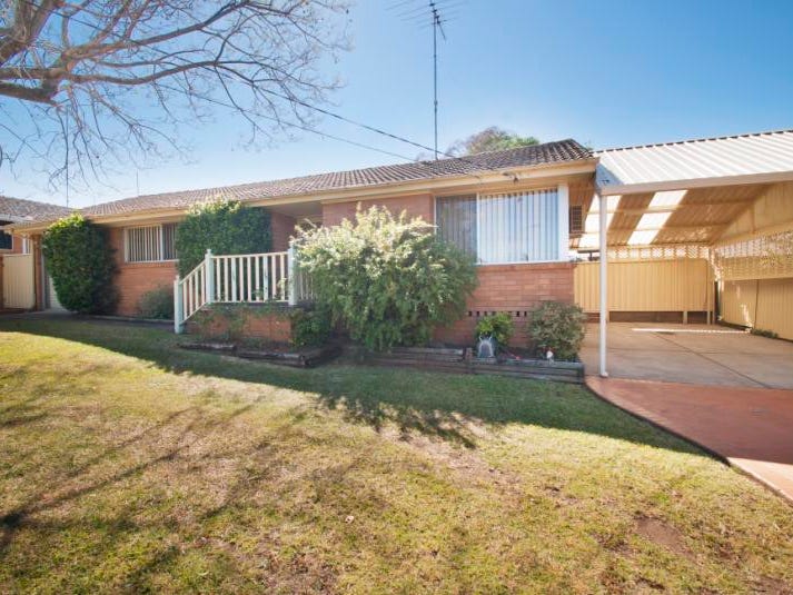 27 Lorne Avenue, South Penrith, NSW 2750