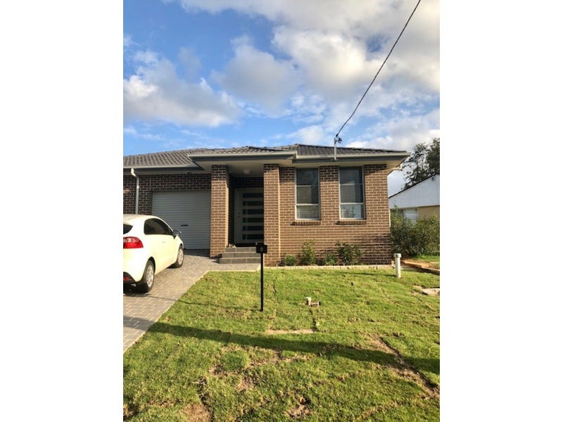 9 Grahame Avenue, Glenfield, NSW 2167