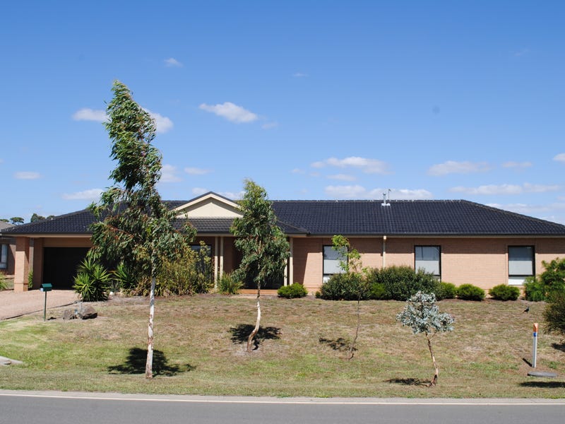 16 Parrot Drive, Whittlesea, VIC 3757