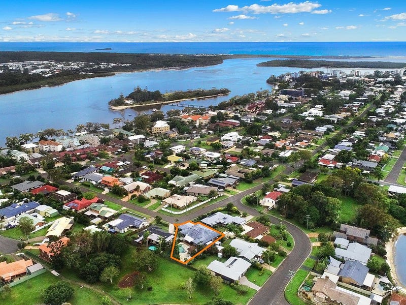 81 Broadsea Avenue, Maroochydore, Qld 4558 Property Details