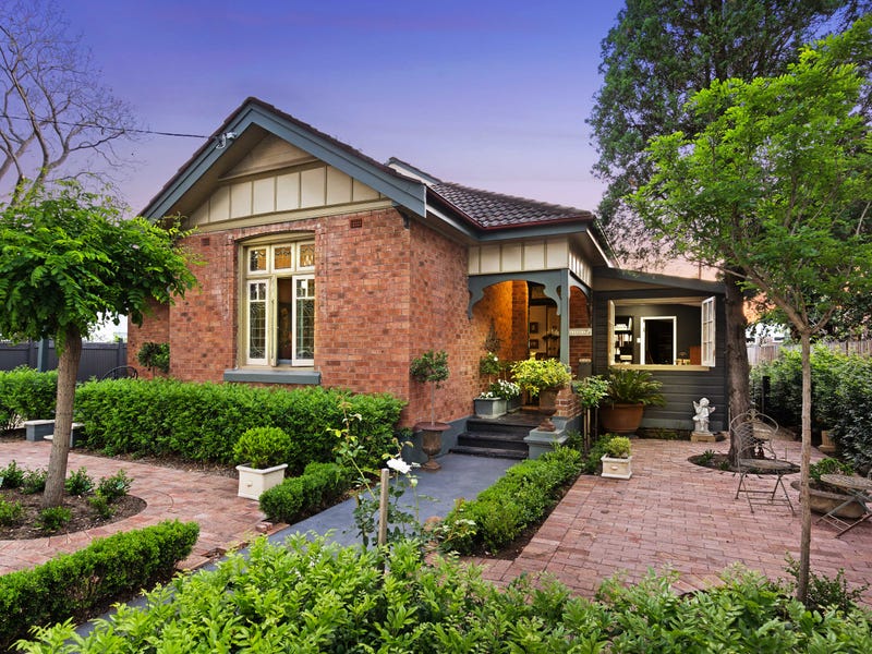 11 The Avenue, Lorn, NSW 2320 House for Sale