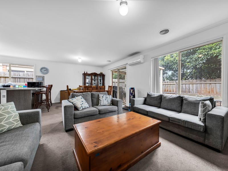 14/40 ARMY ROAD, Pakenham, Vic 3810 Unit for Sale