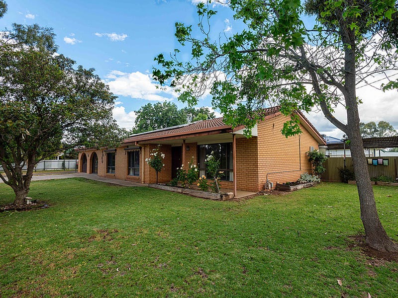 22 Kennedy Street, Howlong, NSW 2643