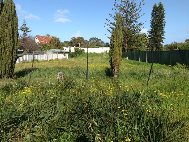 19 Wooleen Street, Golden Bay, WA 6174