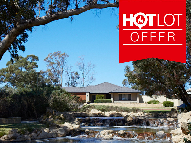 210 Lake Valley Drive, Lakelands, WA 6180