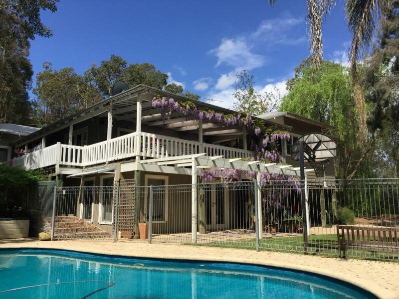 105 Morrell Road, Glen Forrest, WA 6071