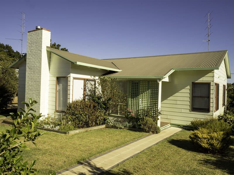 11 Mount Gambier Road, Casterton, Vic 3311 Property Details