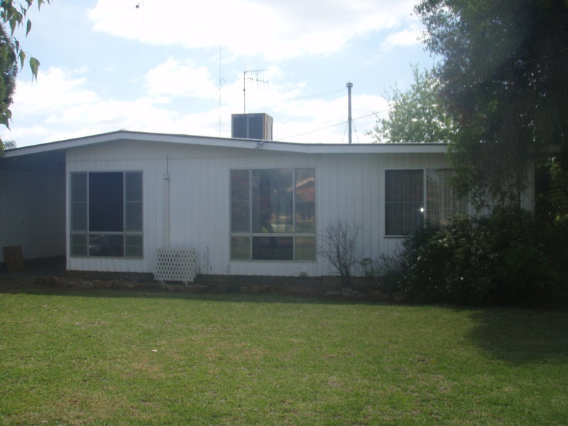 10 Thornton Ave, Warren, NSW 2824 Property Details