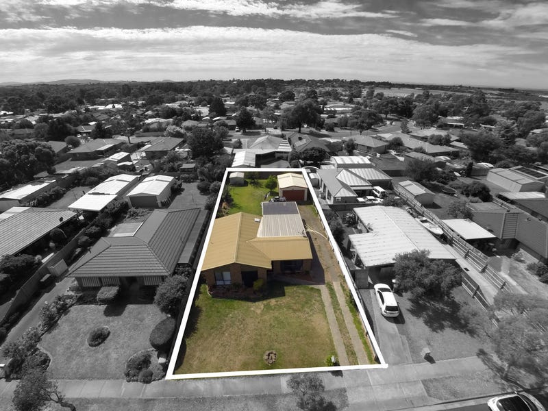 25 Kingston Avenue, Pakenham, Vic 3810 Property Details