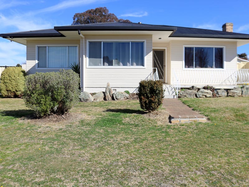 107N Angle Street, Walcha, NSW 2354 House for Sale