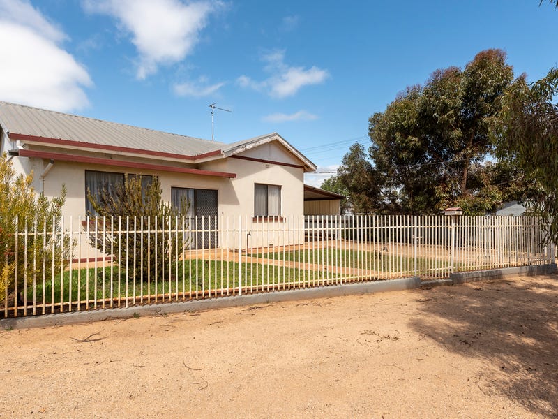 158 Queen Street, Peterborough, SA 5422 Property Details