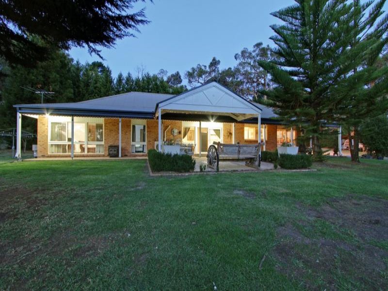 17 Belfast Road, Montrose, Vic 3765 Property Details