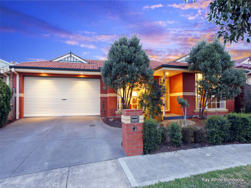 15 Bentley Way, Mill Park, VIC 3082