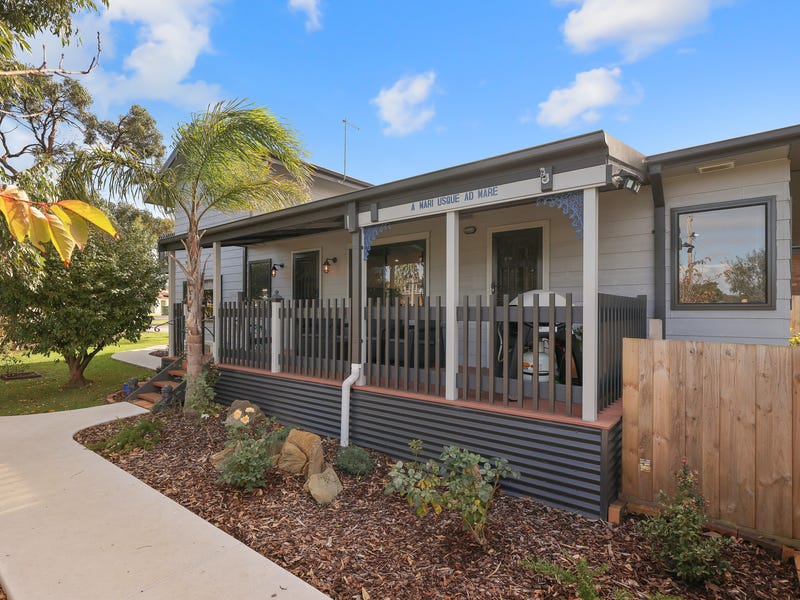 1 School Avenue, Newhaven, Vic 3925 House for Sale