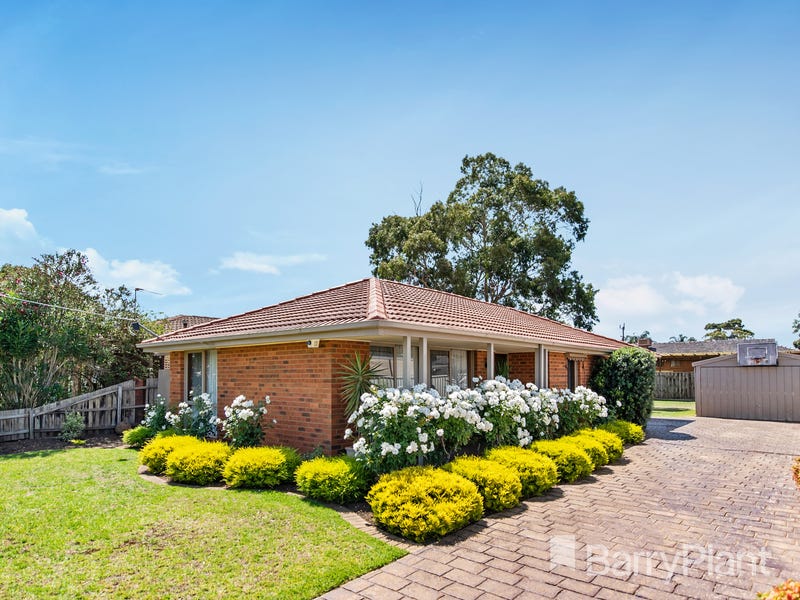 27 Lawson Road, Melton South, Vic 3338 House for Sale