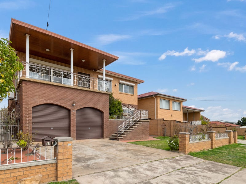 13 Arthur Street, Queanbeyan, NSW 2620 Property Details