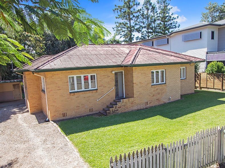 34 Leybourne Street, Chelmer, Qld 4068