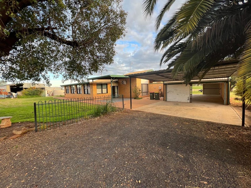 8L Kurrajong Drive, Dubbo, NSW 2830