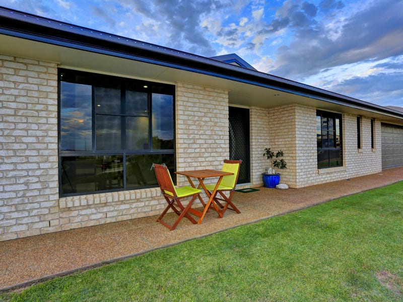 1 Outlook Court, Ashfield, Qld 4670 Property Details