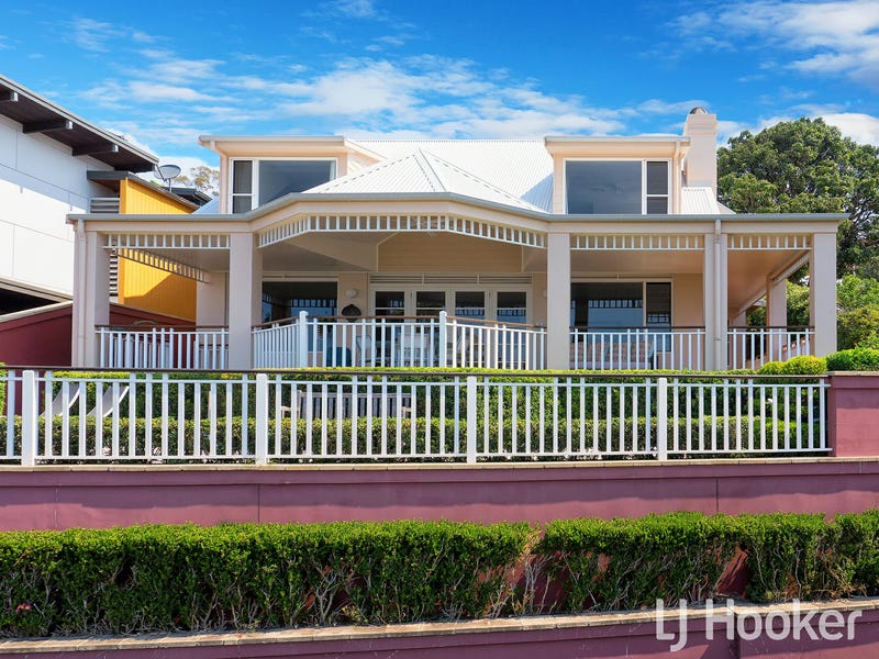 2 Gloucester Street Nelson Bay Nsw 2315 Property Details