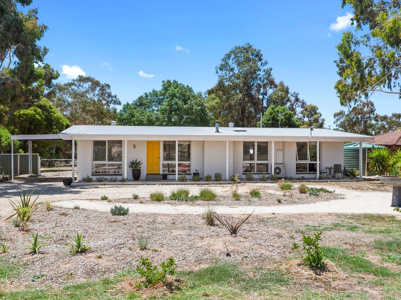 14 Viola Road, Huntly, Vic 3551